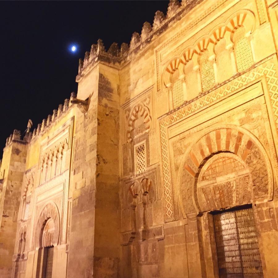 Entre 2 Mezquitas Apartment กอร์โดบา ภายนอก รูปภาพ